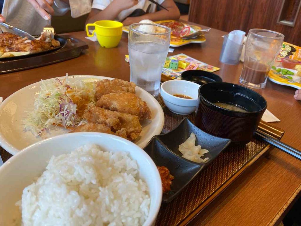 ガストのクーポンチラシで食べたご飯